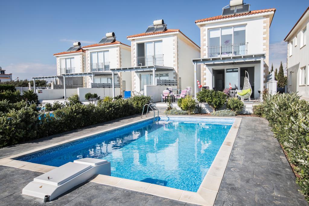 Gorgona Villas アヤナパ エクステリア 写真