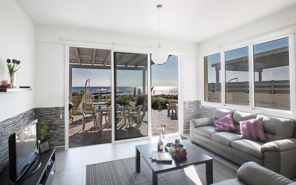 Gorgona Villas アヤナパ エクステリア 写真