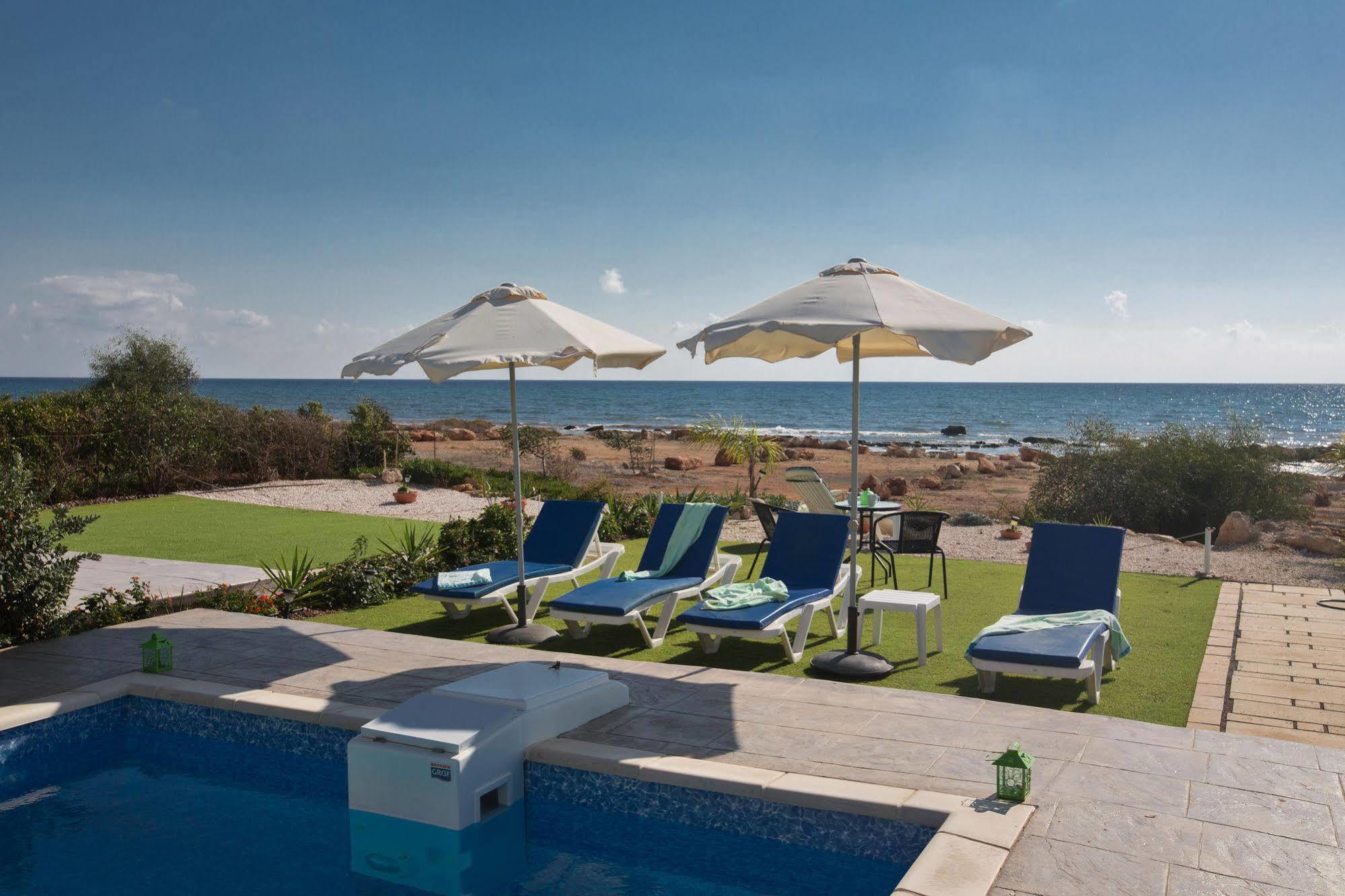 Gorgona Villas アヤナパ エクステリア 写真
